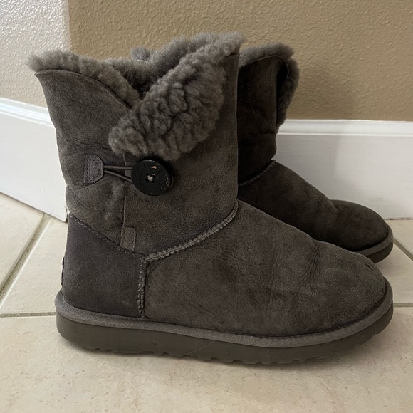 UGG Shoes - UGG “Bailey” Button grey suede boots